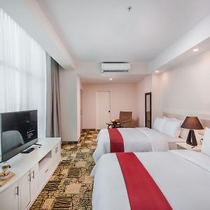 Superior Twin Room Two Queen Beds